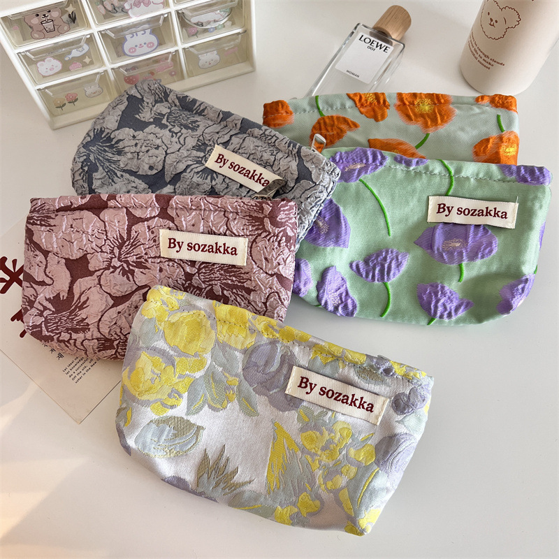 French Embossed Flowers Travel - Women Accessories List ulasan dan harga
